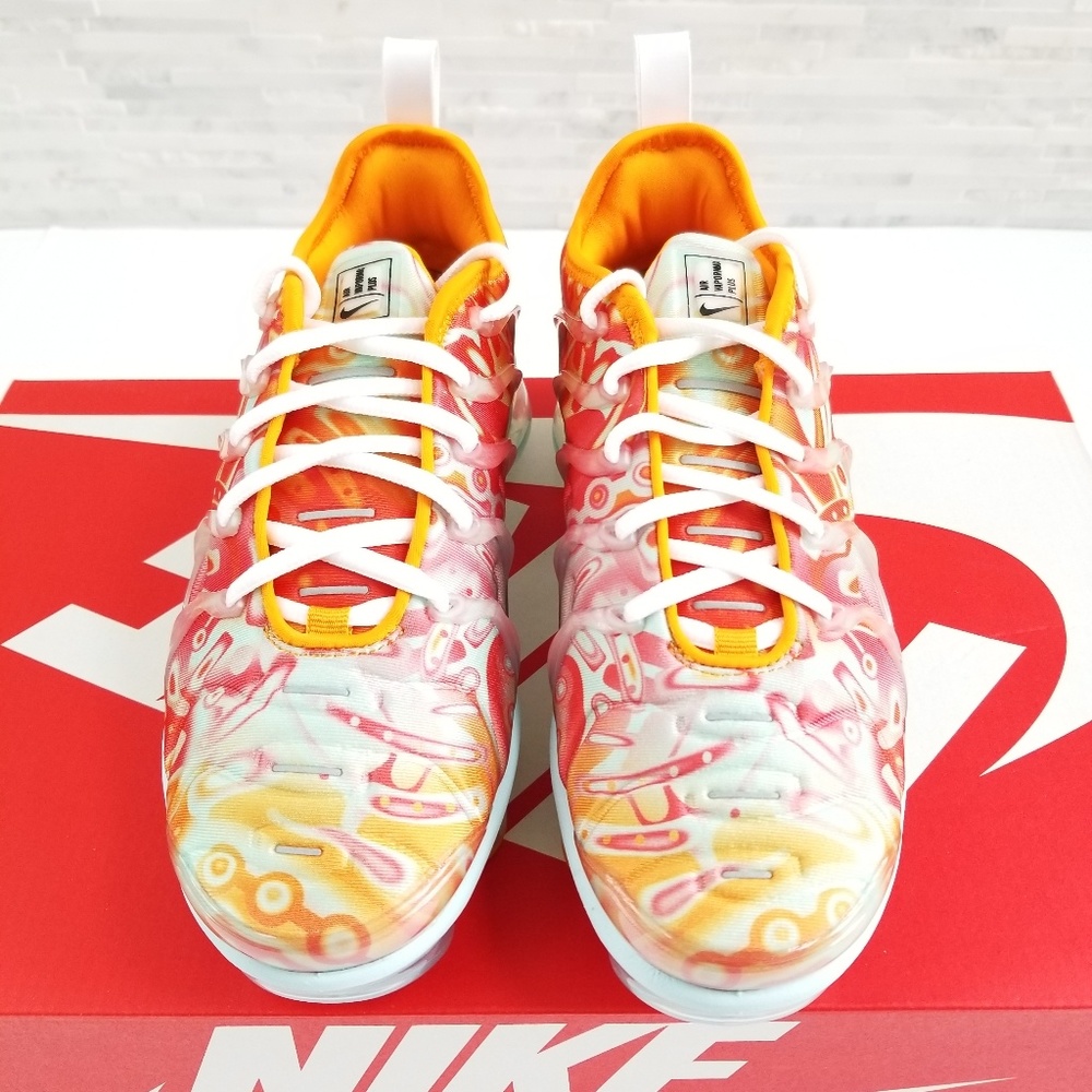 🛑SOLD🛑 New NIKE Air Vapormax Plus QS Sneakers - Picture 5 of 7